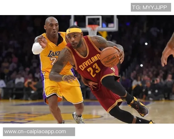 詹姆斯助攻总数已达13699次距离超越保罗仅差80次