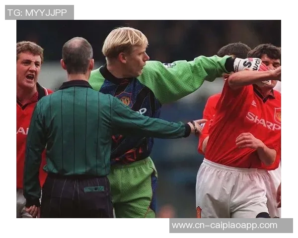 曼联祝贺舒梅切尔62岁生日回顾其398场比赛与15个冠军成就